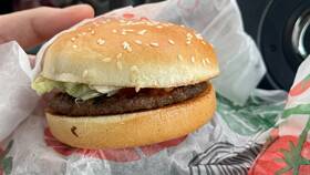 Как расплатиться бонусами СберСпасибо в Burger King в Lady&Gentleman City