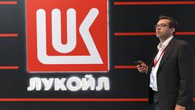 Почему продают акции Лукойла в Lady&Gentleman City